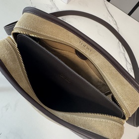Сумка Loewe Amazona 180 из замшиз теля