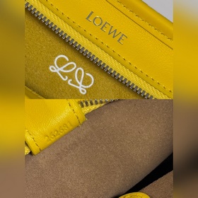 Сумка Loewe Mini из мягкой телячьей ко