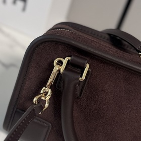 Сумка Loewe Mini Amazona 180 из мягкой