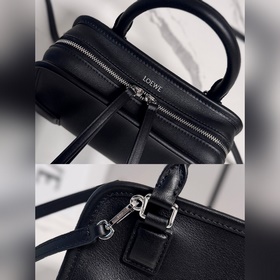 Сумка Loewe Mini из мягкой телячьей ко