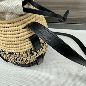 Сумка Loewe «Basket» из волокна пальмы