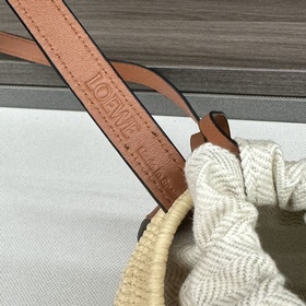 Сумка Loewe «Basket» из волокна пальмы