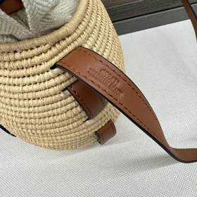 Сумка Loewe «Basket» из волокна пальмы