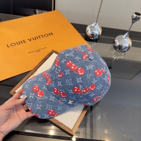 Новая бейсболка от Louis, обхват голов