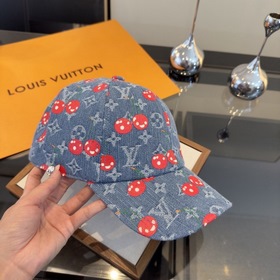 Новая бейсболка от Louis, обхват голов