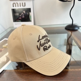 Бейсболка Louis Vuitton — новая модель