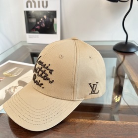 Бейсболка Louis Vuitton — новая модель