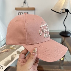 Бейсболка Louis Vuitton — новая модель