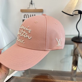Бейсболка Louis Vuitton — новая модель