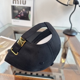 Бейсболка Louis Vuitton — новая модель
