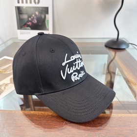 Бейсболка Louis Vuitton — новая модель