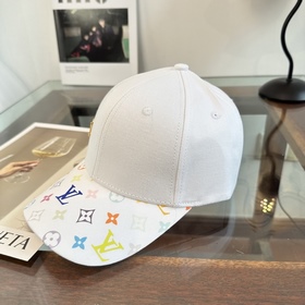 Бейсболка Louis Vuitton — новая модель