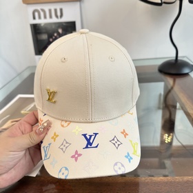 Бейсболка Louis Vuitton — новая модель