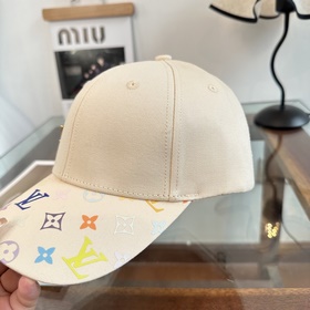 Бейсболка Louis Vuitton — новая модель