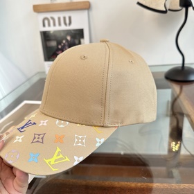 Бейсболка Louis Vuitton — новая модель