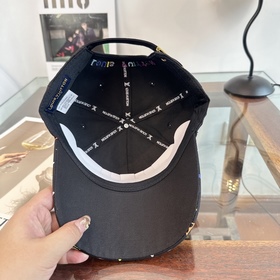 Бейсболка Louis Vuitton — новая модель