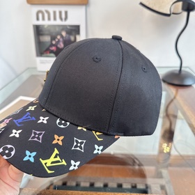 Бейсболка Louis Vuitton — новая модель