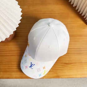 Бейсболка Louis Vuitton — новая модель