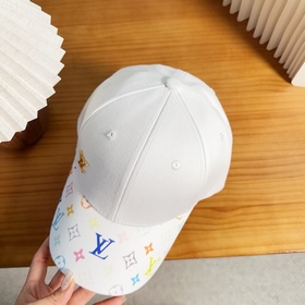 Бейсболка Louis Vuitton — новая модель