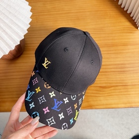 Бейсболка Louis Vuitton — новая модель