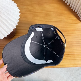 Бейсболка Louis Vuitton — новая модель