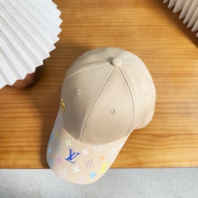 Бейсболка Louis Vuitton — новая модель