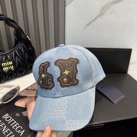 На официальном сайте LV Louis Vuitton