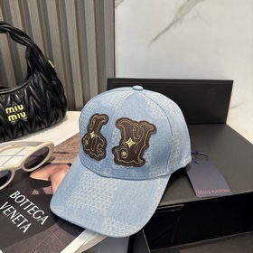 На официальном сайте LV Louis Vuitton 