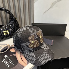 На официальном сайте LV Louis Vuitton 