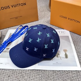 Бейсболка Louis Vuitton — новая модель