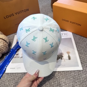Бейсболка Louis Vuitton — новая модель