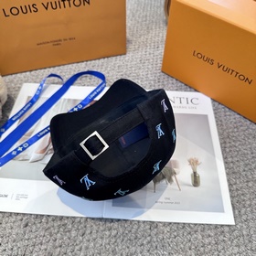 Бейсболка Louis Vuitton — новая модель