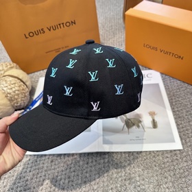Бейсболка Louis Vuitton — новая модель