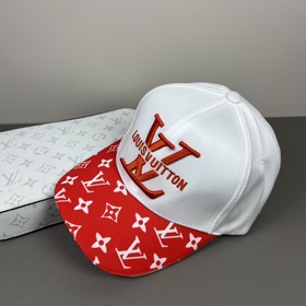 Бейсболка Louis Vuitton (LV) — новая м