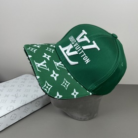 Бейсболка Louis Vuitton (LV) — новая м