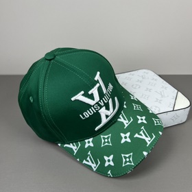 Бейсболка Louis Vuitton (LV) — новая м