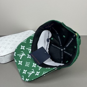 Бейсболка Louis Vuitton (LV) — новая м