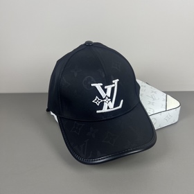 Бейсболка Louis Vuitton (LV) — новая м
