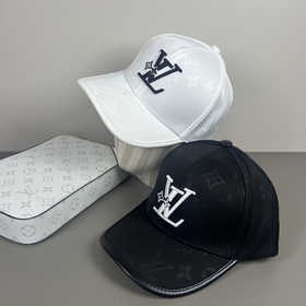 Бейсболка Louis Vuitton (LV) — новая м