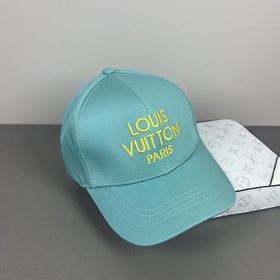 Бейсболка Louis Vuitton (LV) — новая м