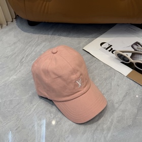 Бейсболка Louis Vuitton — новая модель