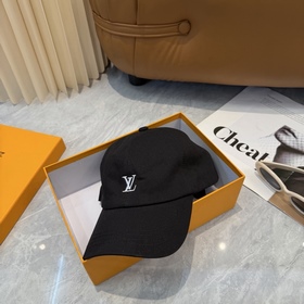 Бейсболка Louis Vuitton — новая модель