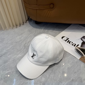 Бейсболка Louis Vuitton — новая модель