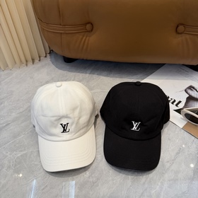 Бейсболка Louis Vuitton — новая модель