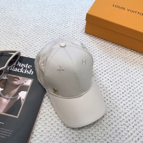 LouiVuittonLV — новая модель бейсболки
