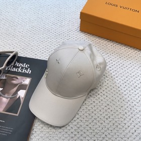 LouiVuittonLV — новая модель бейсболки