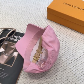 LouiVuittonLV — новая модель бейсболки