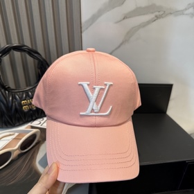Бейсболка Louis Vuitton — новая модель