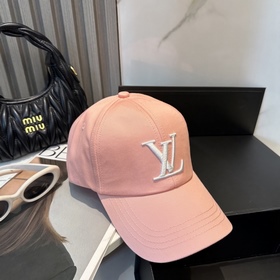 Бейсболка Louis Vuitton — новая модель