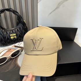 Бейсболка Louis Vuitton — новая модель